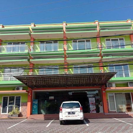 Oyo 90473 Gowin Hotel Kuta Lombok Eksteriør bilde
